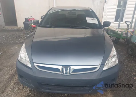 2007 Honda Accord 2.4 Ex z USA, uszkodzony, nr VIN 1HGCM56877A041842